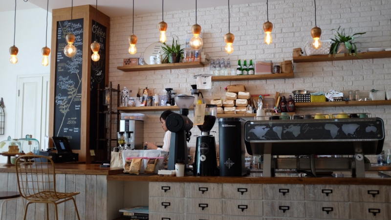 boutique-COARAZE-min_coffee_shop_light_cafe_coffee_shop-32620